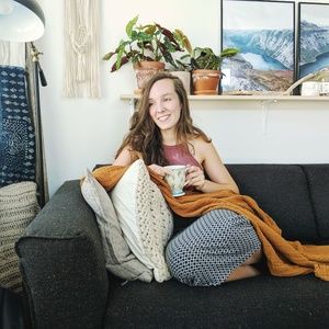 Meet your Posher, Lauren